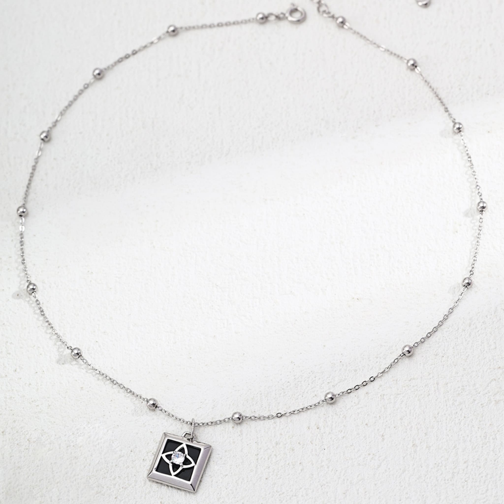 Chic Gemstone Necklace