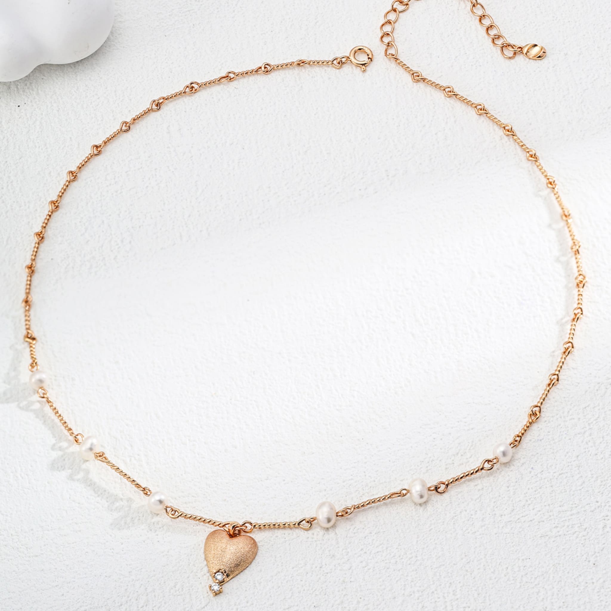 Misty Pearl Necklace