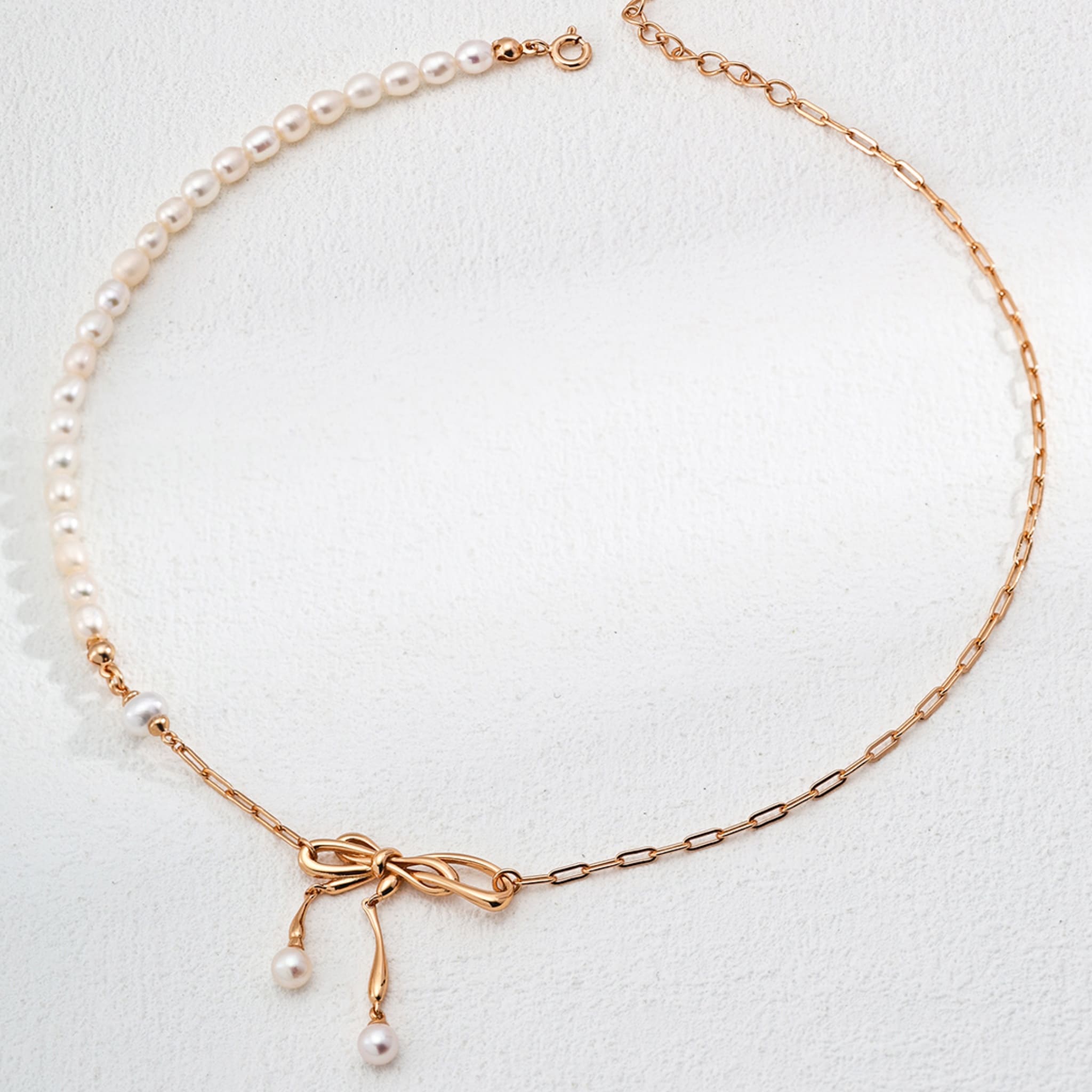 Bow-Tie Pearl Necklace