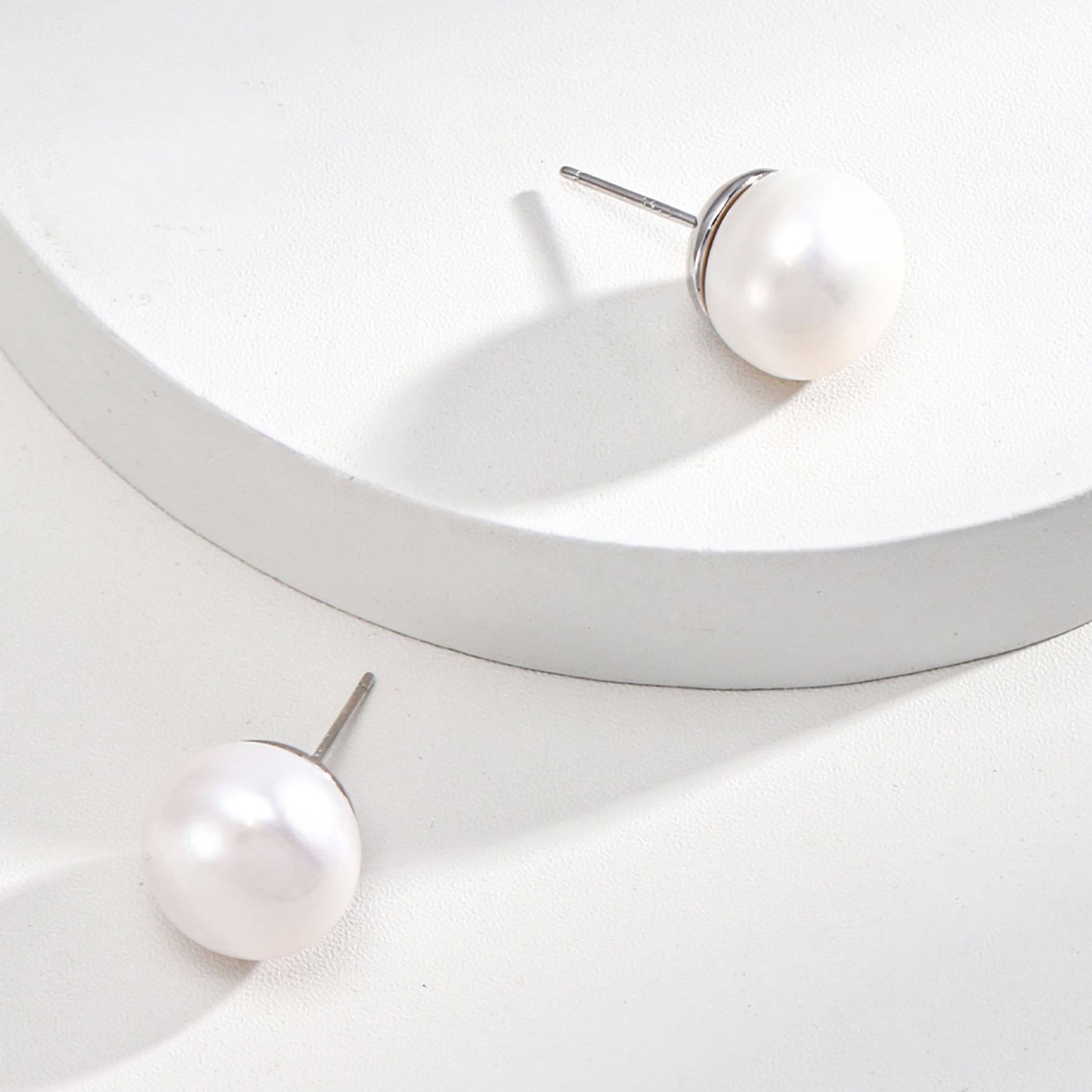 Classic Pearl Studs