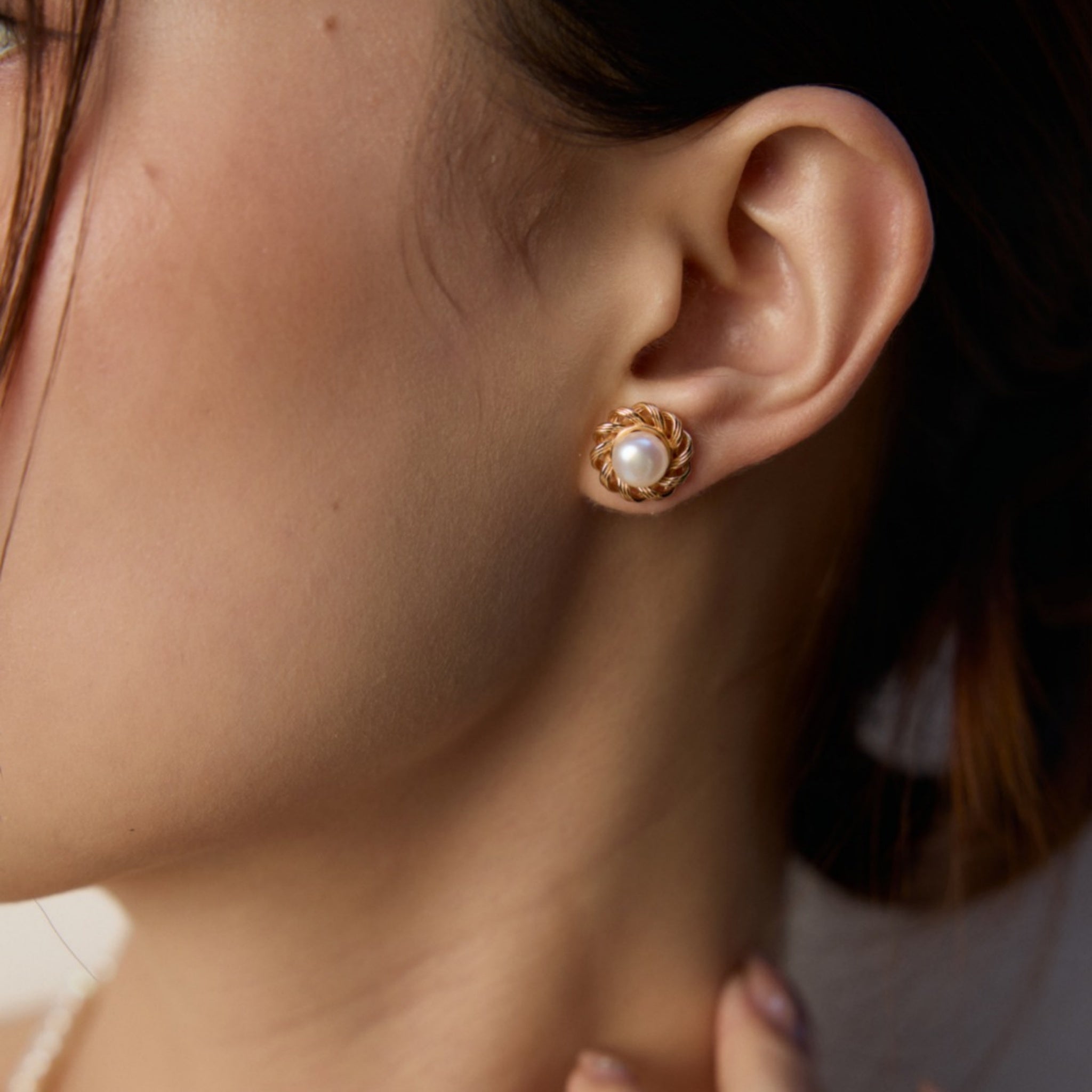Elegant Natural Pearl Earrings for Weddings and Daily Wear
