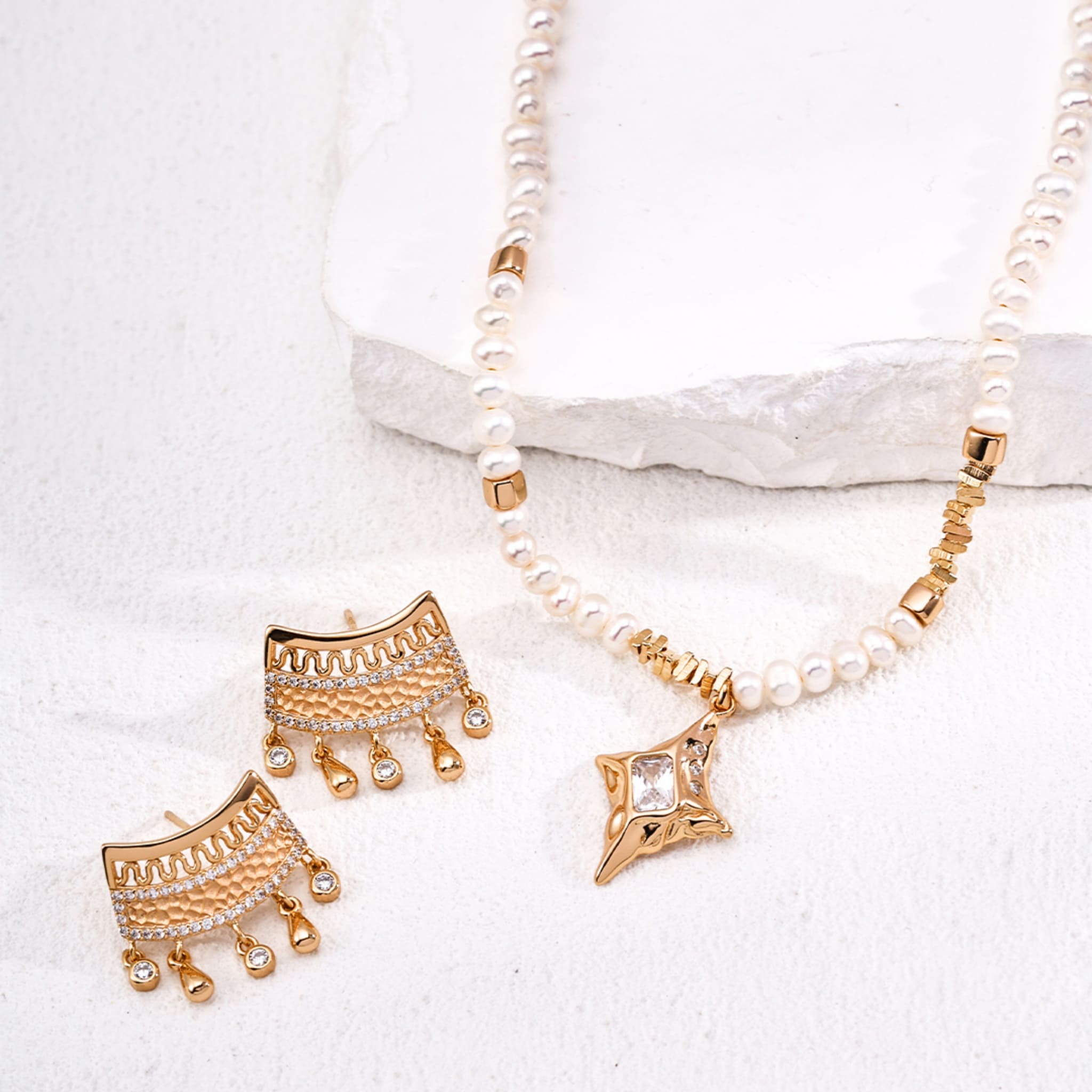 Regal Arc Earrings