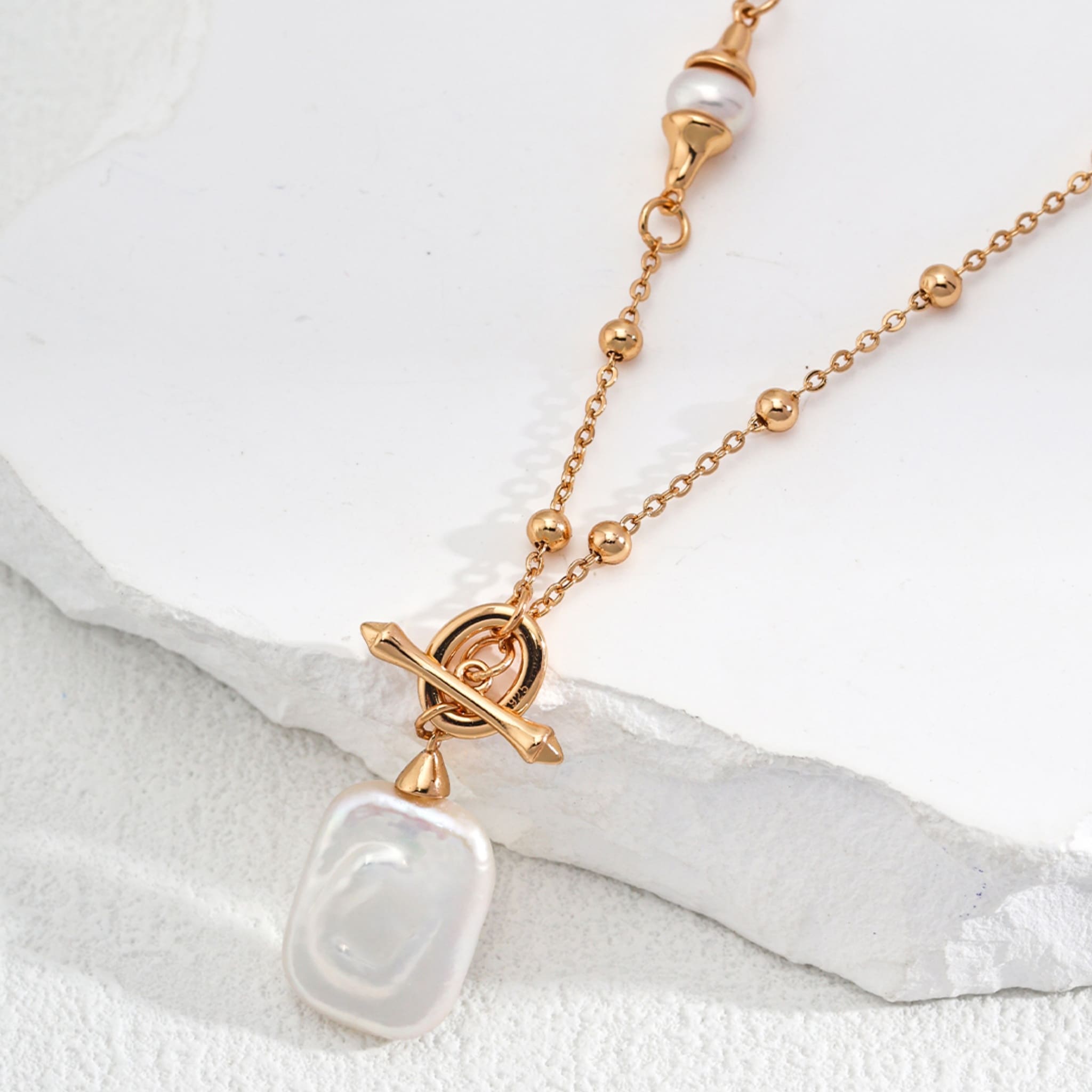 Hypoallergenic Pearl Chain Necklace 18K Gold Plated Silver for Timeless Style-3