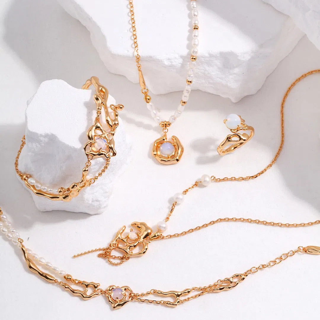 How to Layer Gold & Pearl Necklaces Like a Stylist: Effortless Layered Necklace Combinations for Every Outfit