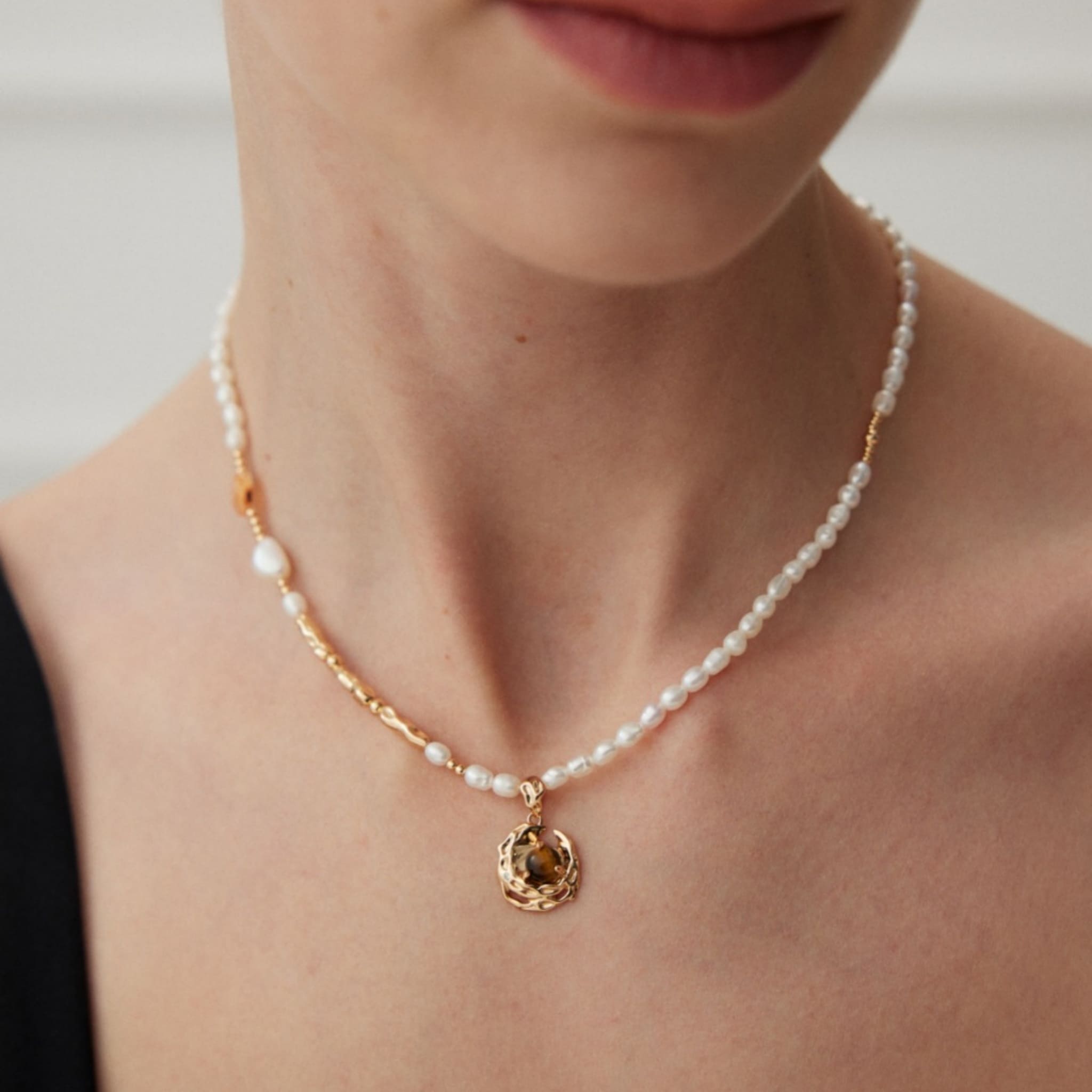 Chic Autumn Necklace Pearl Tiger Eye Gold for Layering-2