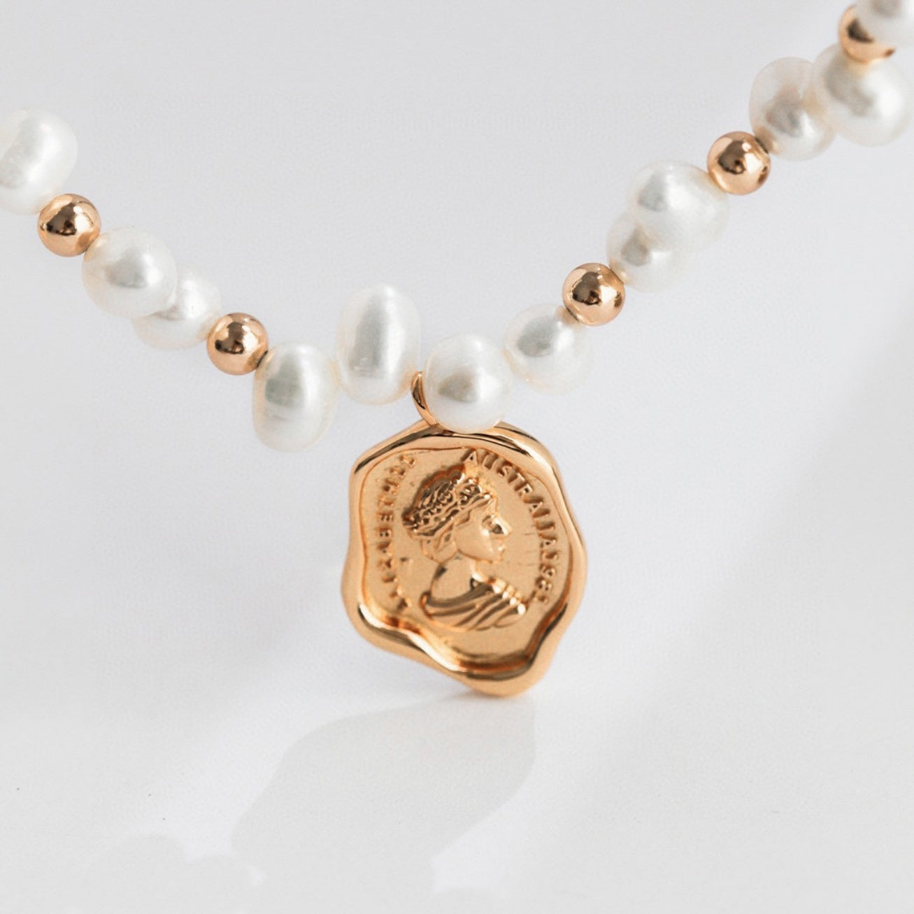 The Empress Seal Natural Pearls Necklace