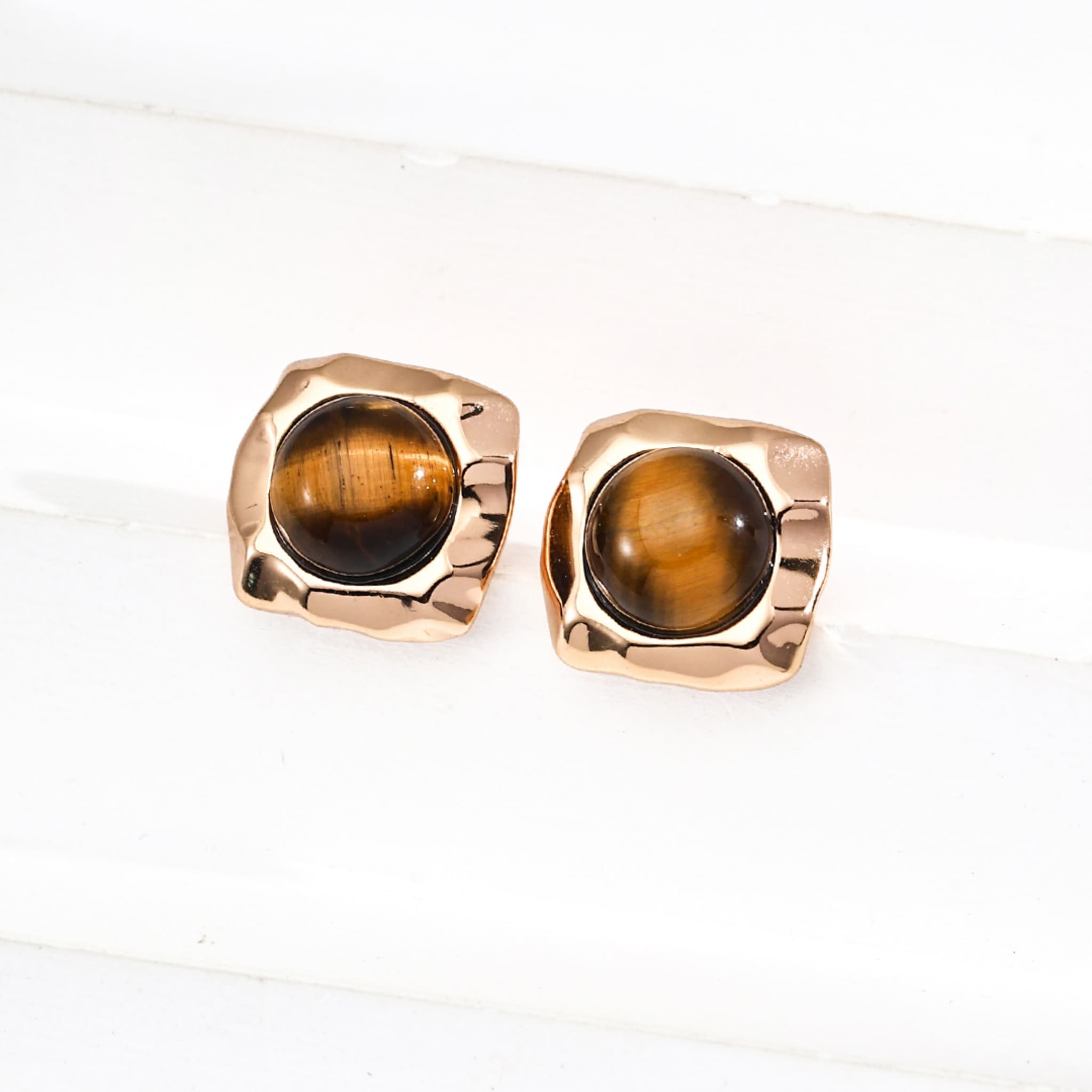 Tiger Frame Studs