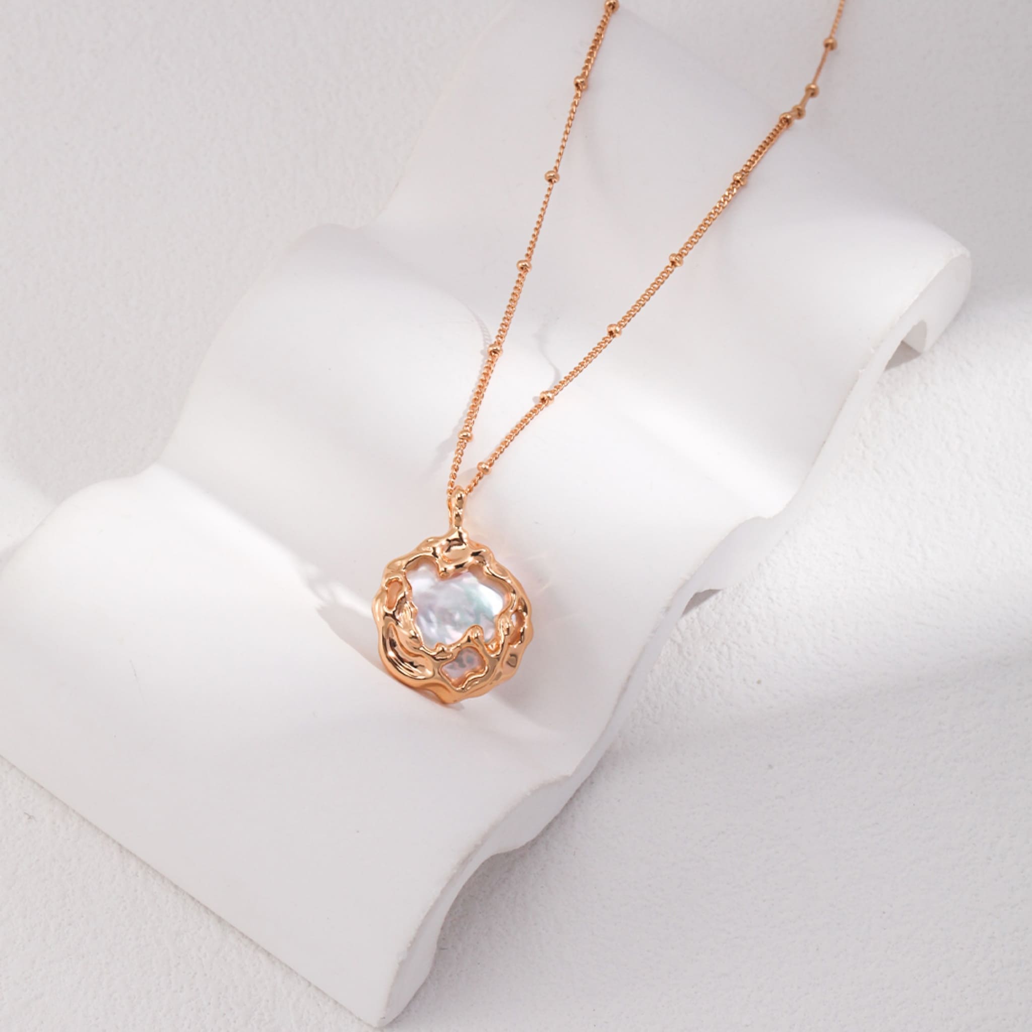 Elegant Vintage Gold Natural Pearl Necklace and Earrings Set for Women Timeless Gift-3