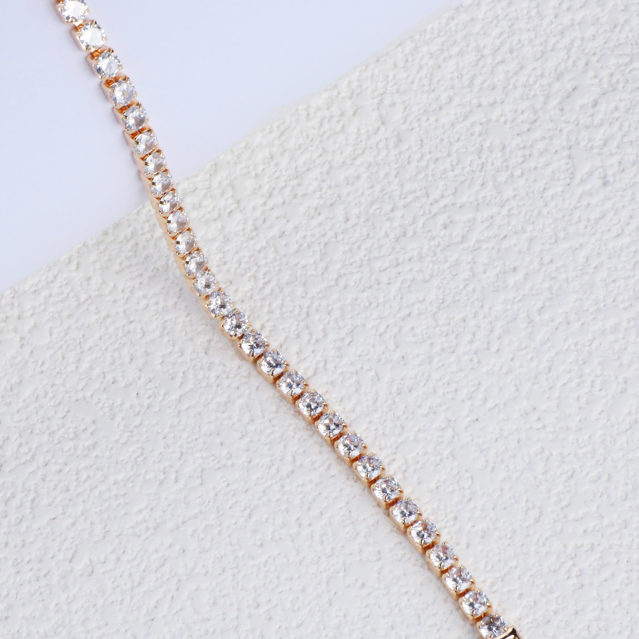Elegant Zircon Tennis Bracelet – Adjustable & Timeless Sparkle-2
