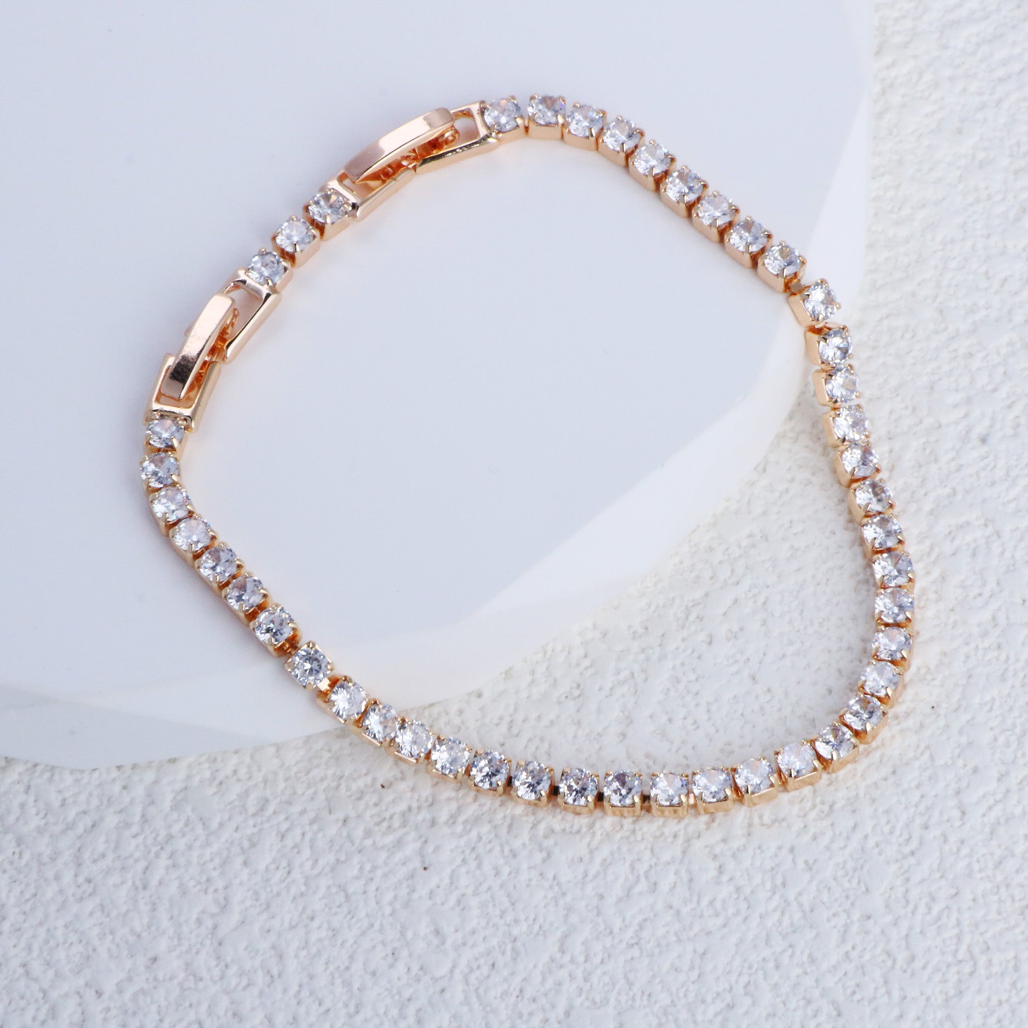 Elegant Zircon Tennis Bracelet – Adjustable & Timeless Sparkle-3