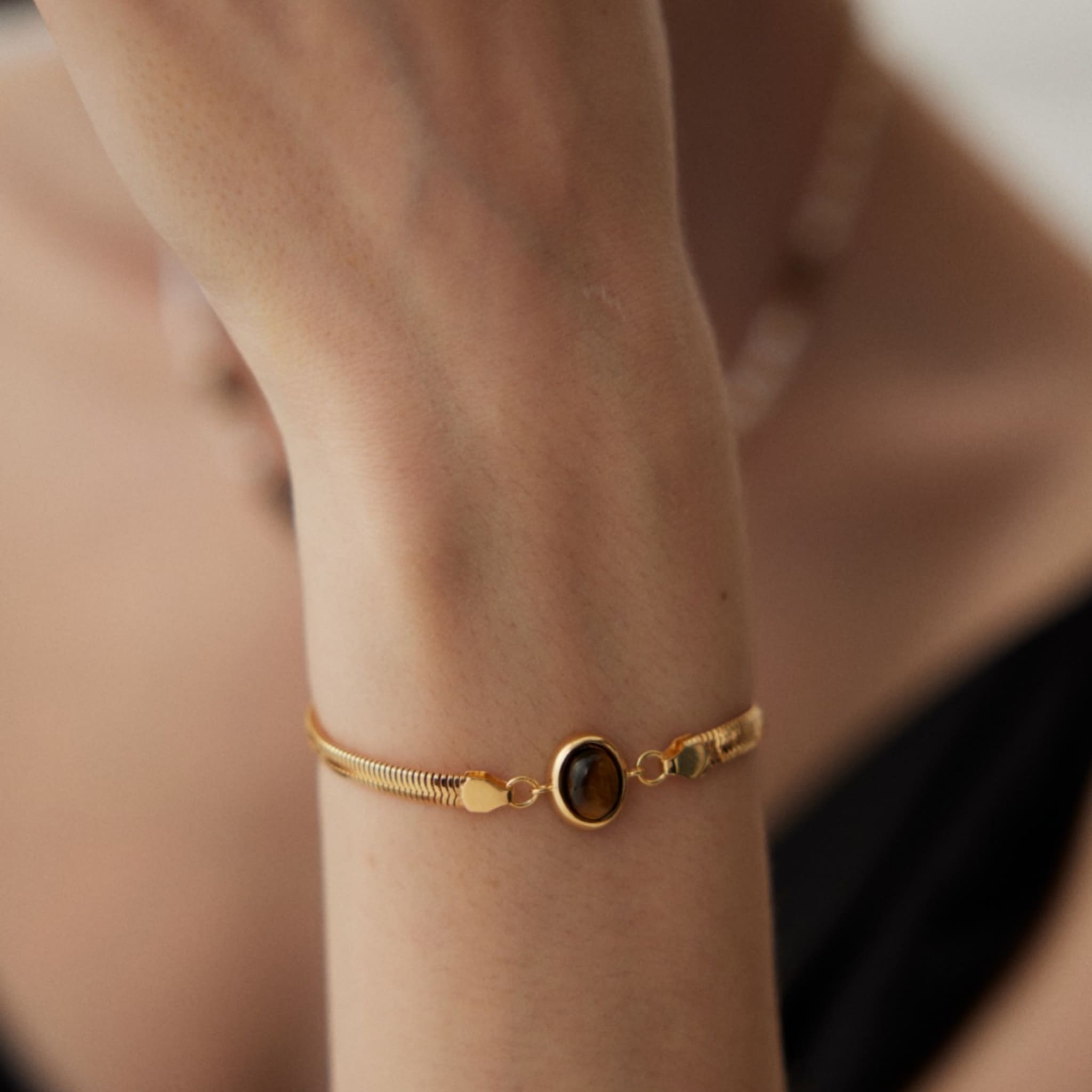 Executive Charm Vintage Gold Silver Bracelet for Career Women-2