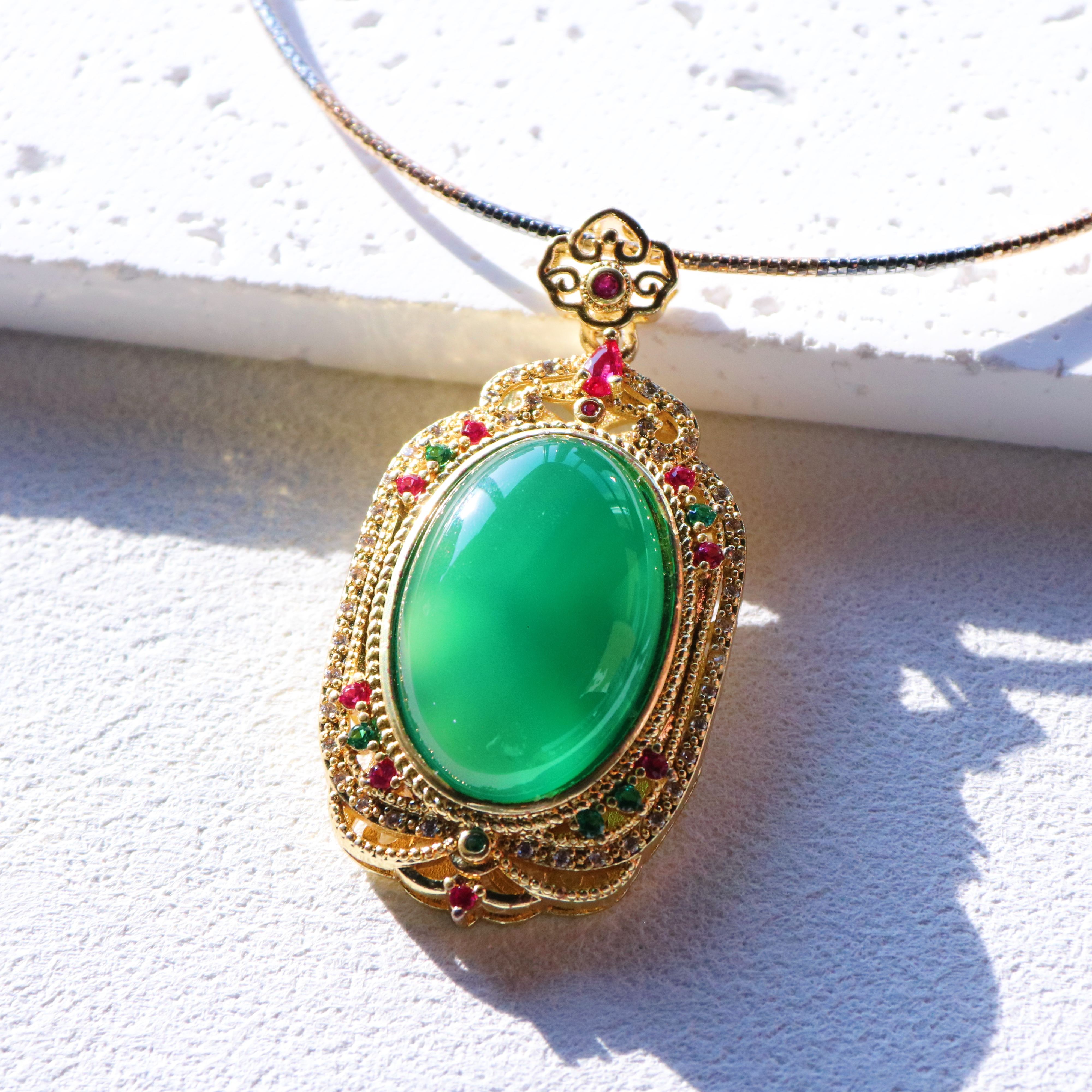 Green Chalcedony Pendant-1