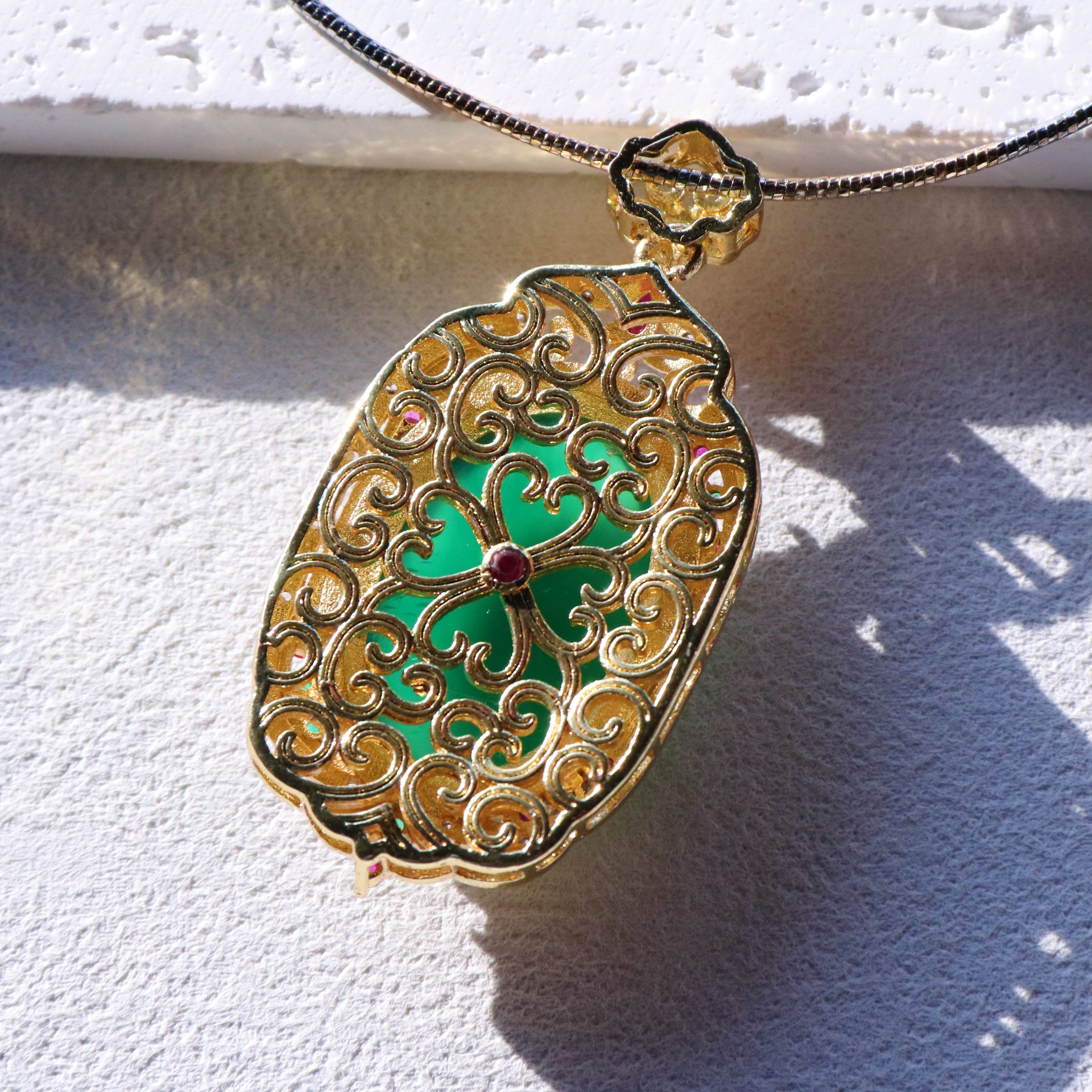 Green Chalcedony Pendant-2
