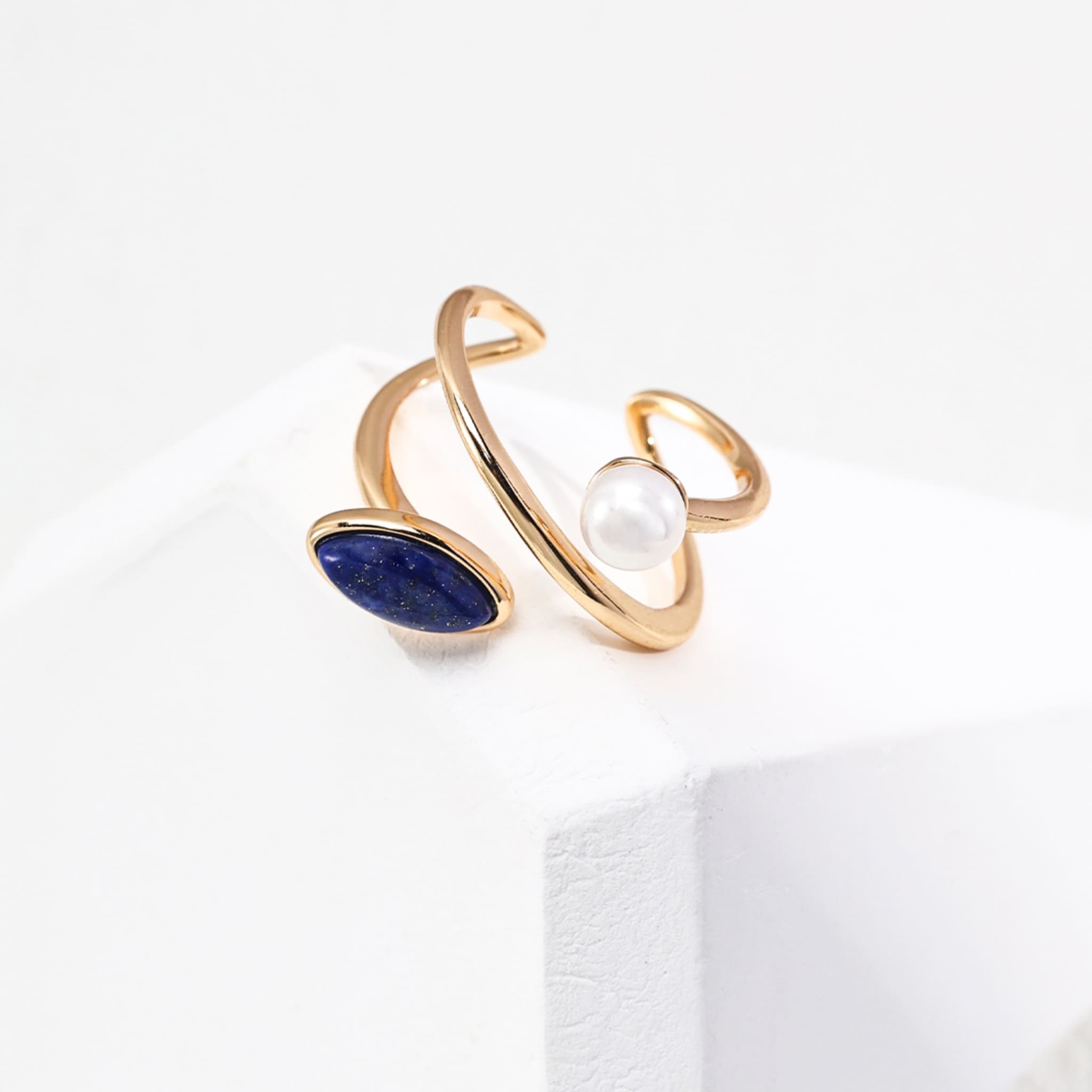 Gold-Plated Pearl & Lapis Lazuli Ring