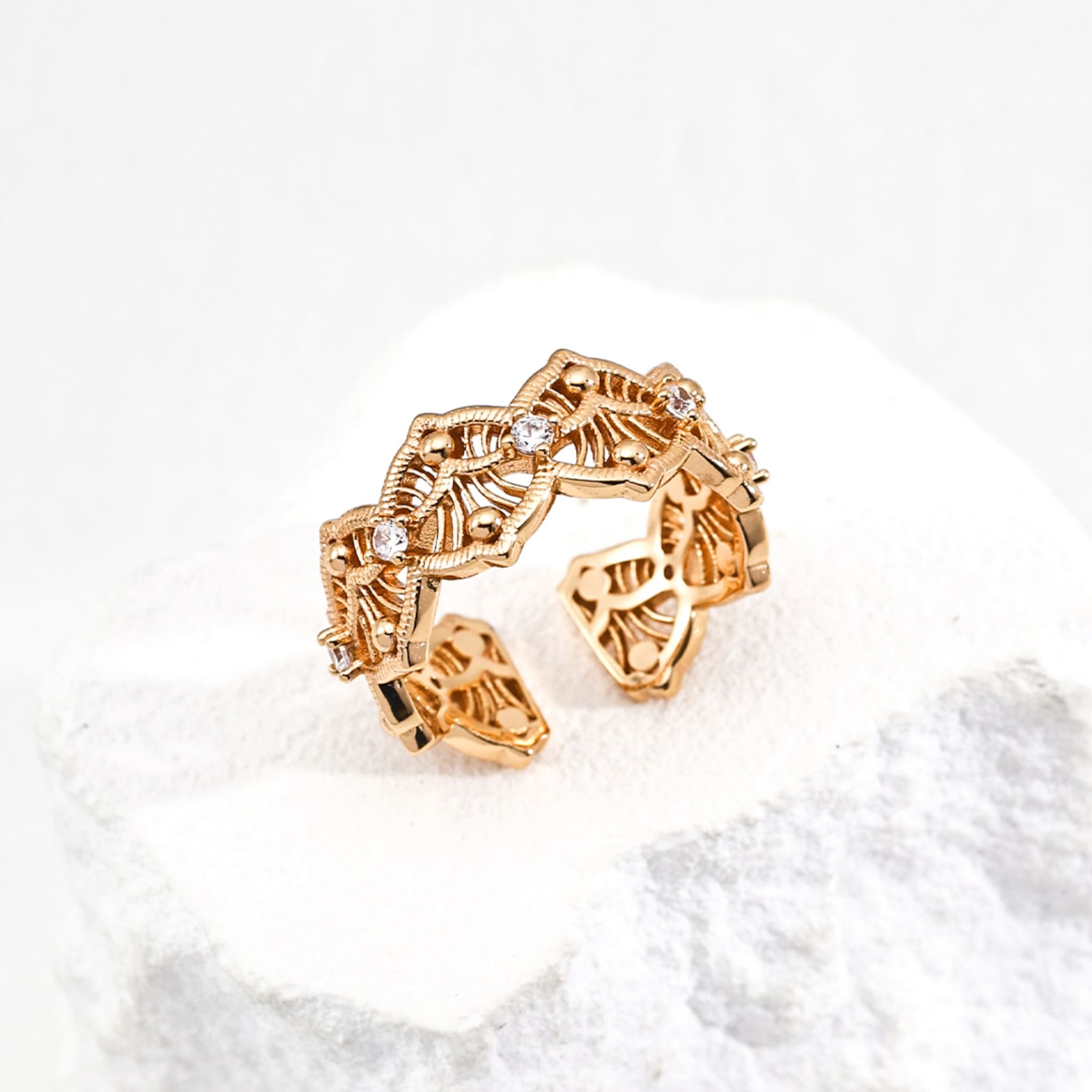 Regal Glow Ring