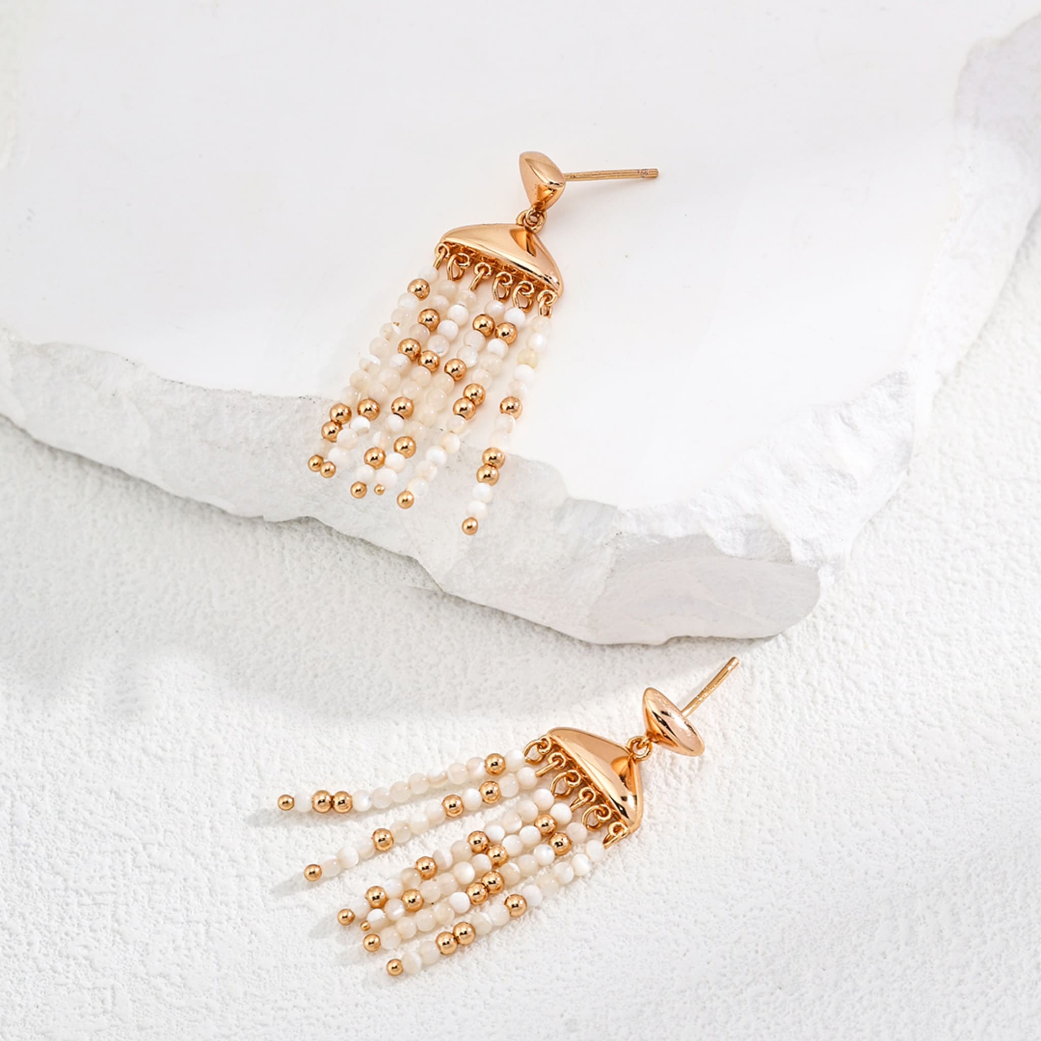 Romantic Silver Shell Earrings for Sweet Girls Spring Style-3