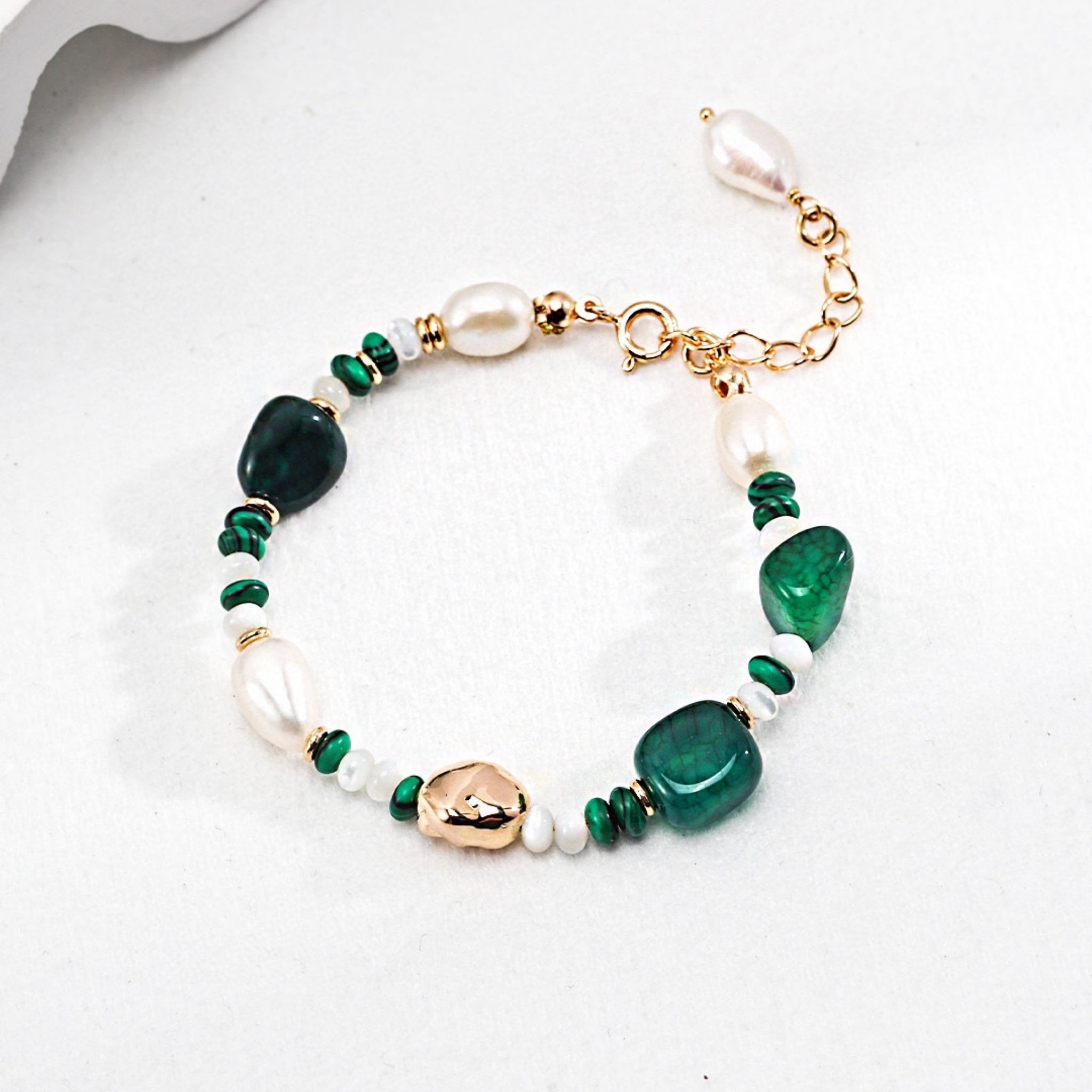Vintage Inspired Mother of Pearl and Green Agate Jewelry Set for Women-1